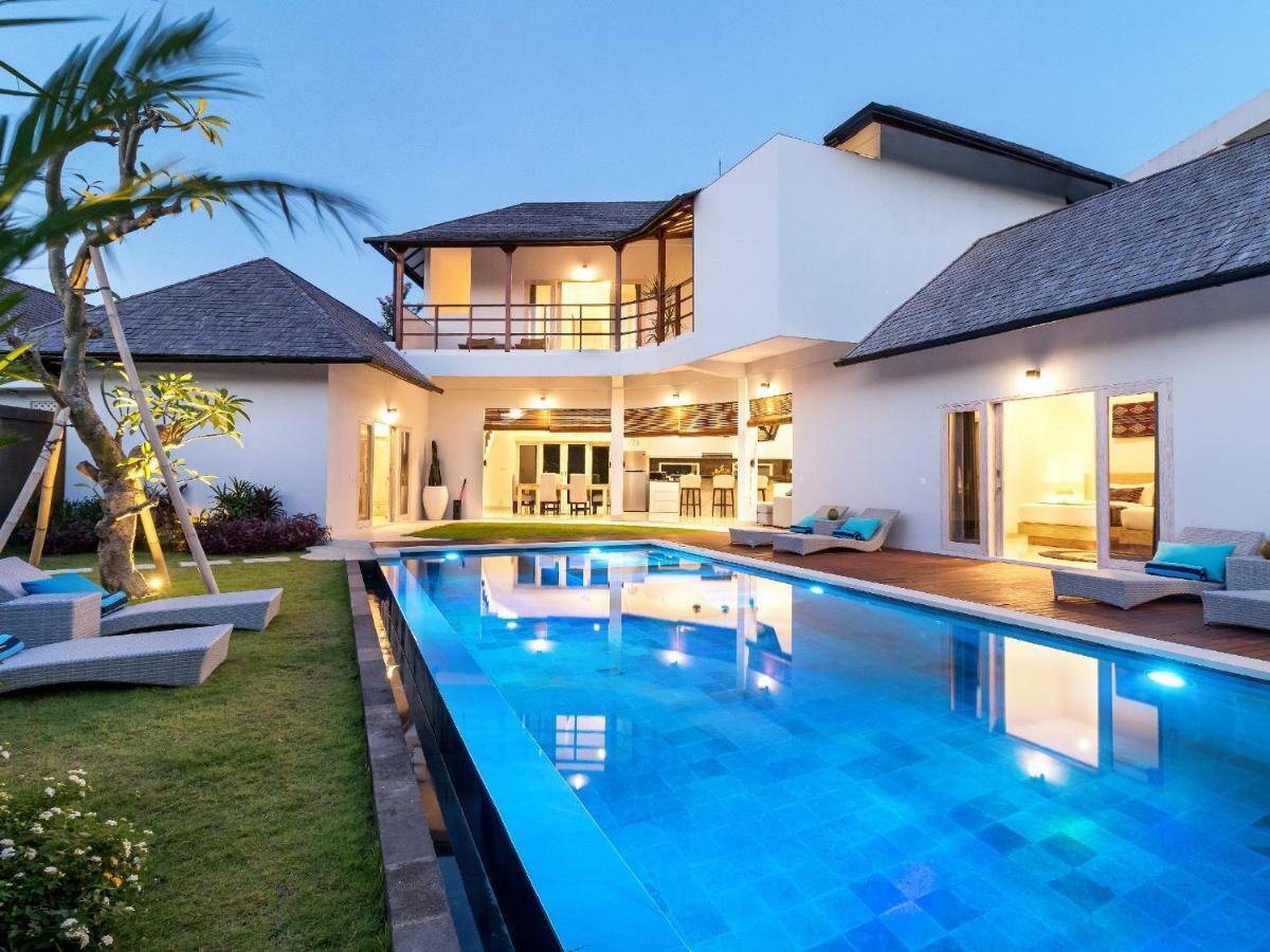 Hiburan 1 By Finder * Seminyak (Bali)
